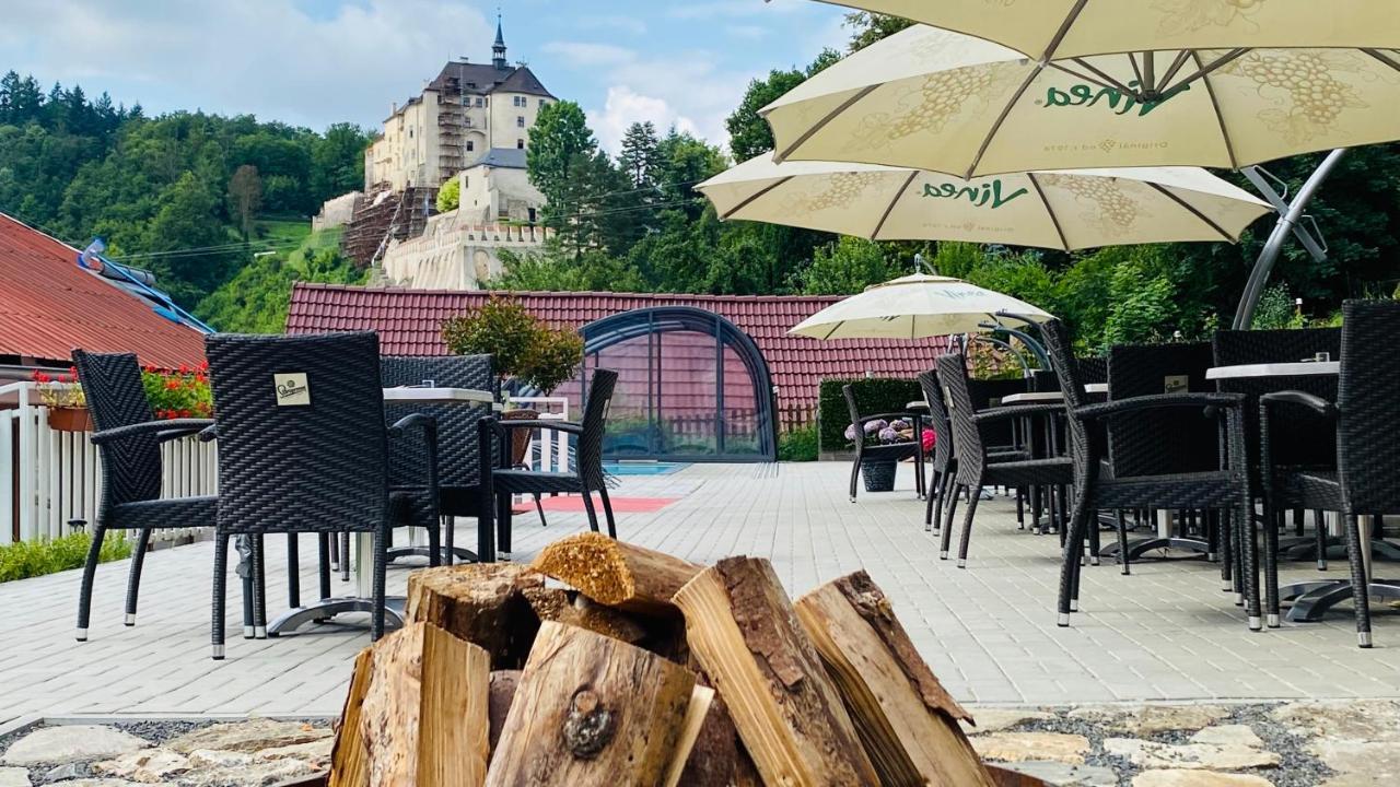 Uniqhotel Cesky Sternberk Εξωτερικό φωτογραφία