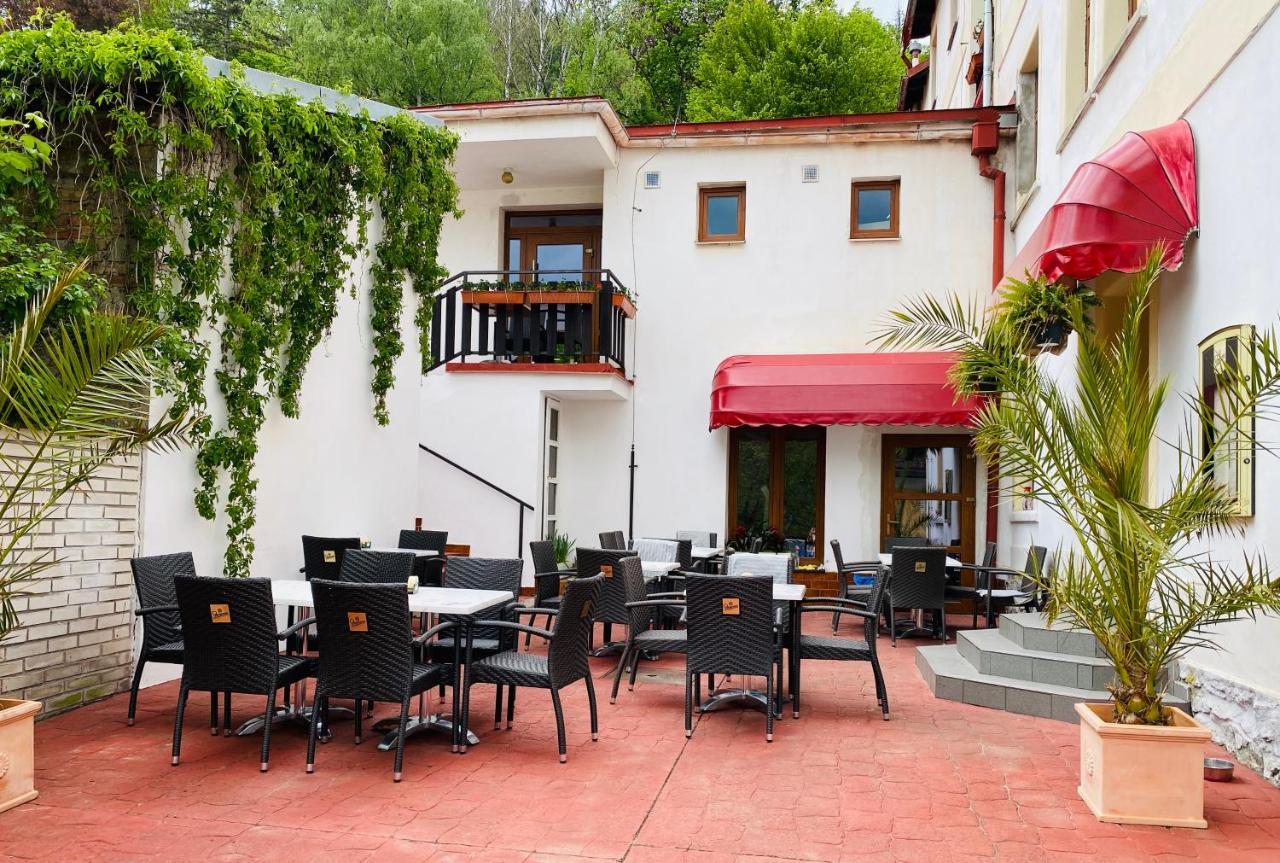 Uniqhotel Cesky Sternberk Εξωτερικό φωτογραφία